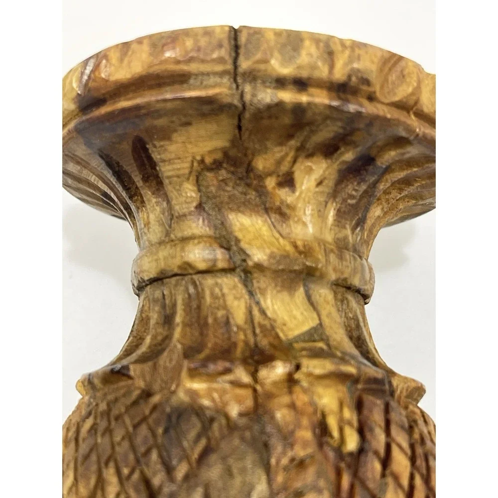 Hand-Carved Olive wood Vase Likely  from Bethlehem 5.5